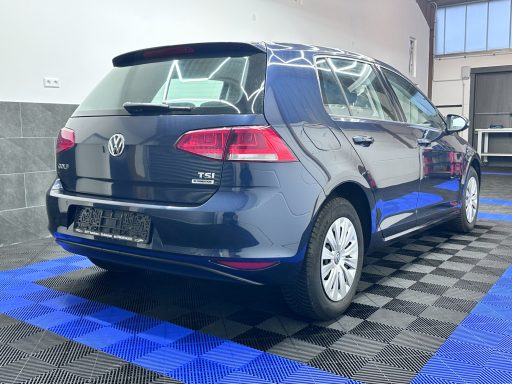 VW Golf VII Lim. Trendline BMT